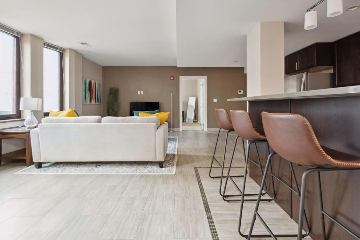 Ferienwohnung 2Br Downtown Luxury Getaway Detroit Exterior foto